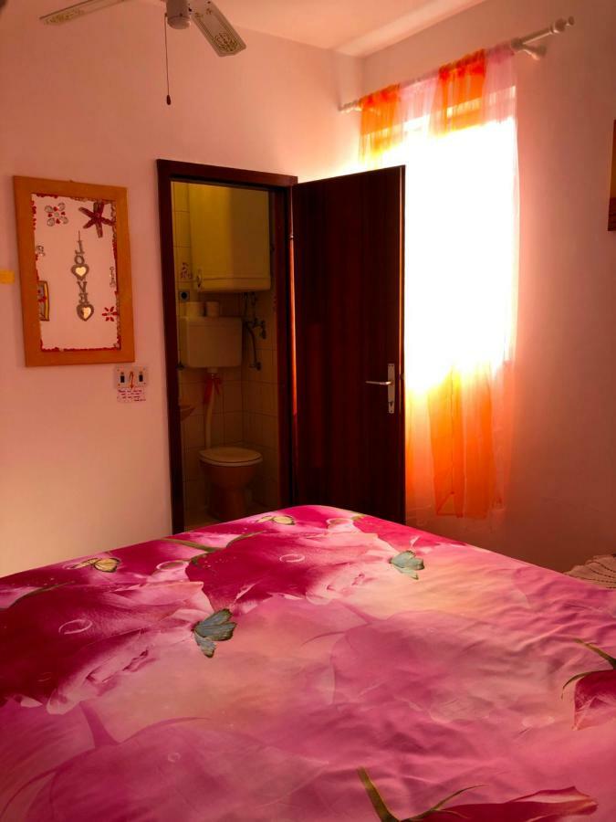Guest House San Nikola Stari Grad  Bagian luar foto